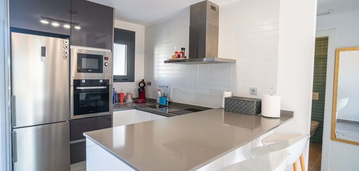 Image No.15-2 Bed Apartment for sale