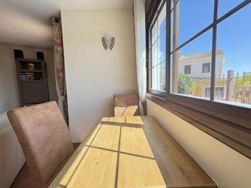 1447-632086-78d1f4f8b6655591b02d22fabb36a692d