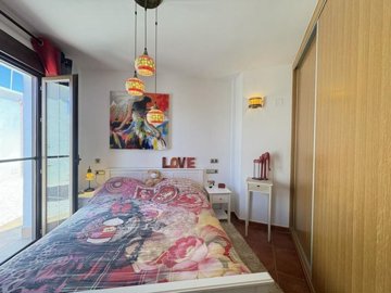 1447-632086-78d1f4f8b6655591b02d22fabb36a692d