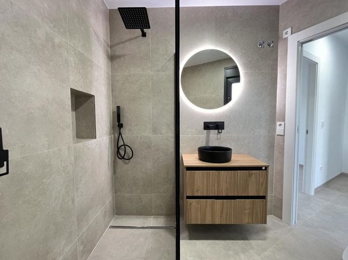 Image No.42-3 Bed Villa for sale