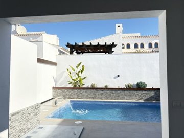 1447-632078-78d1f4f8b6655591b02d22fabb36a692d