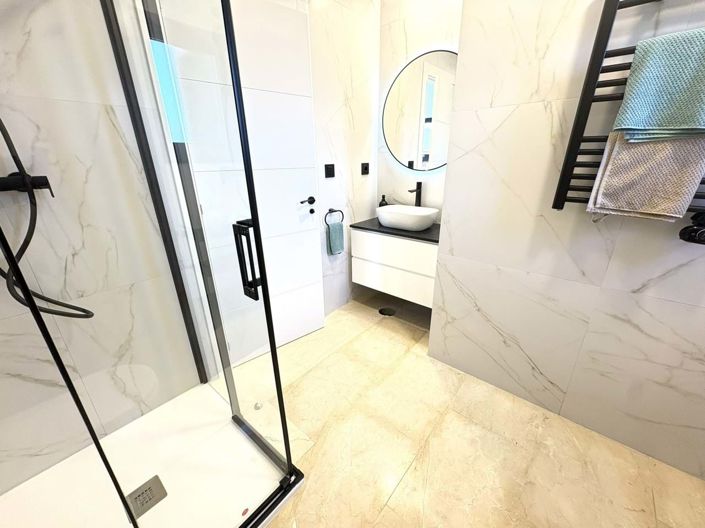 Image No.17-3 Bed Villa for sale