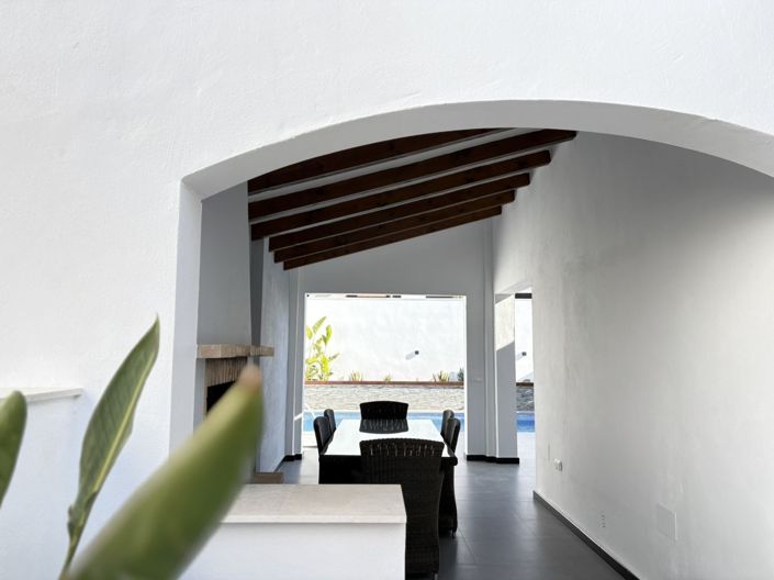 Image No.18-3 Bed Villa for sale