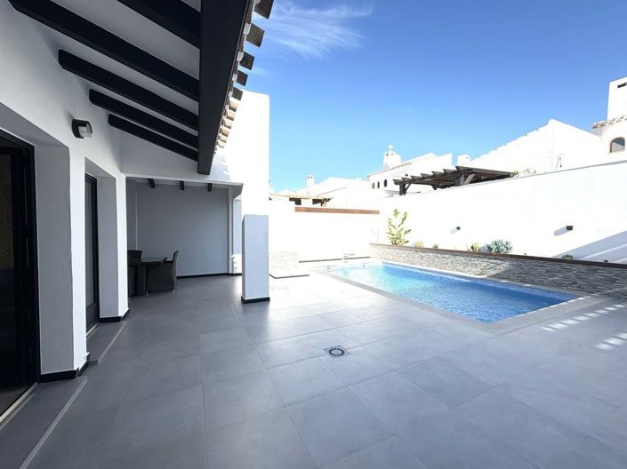 Image No.21-3 Bed Villa for sale