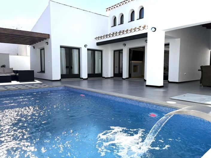 Image No.23-3 Bed Villa for sale