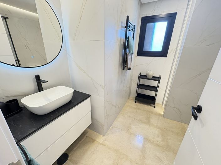 Image No.30-3 Bed Villa for sale