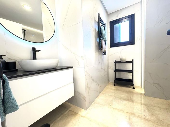 Image No.6-3 Bed Villa for sale