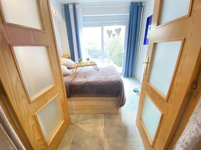 Image No.38-3 Bed Apartment for sale