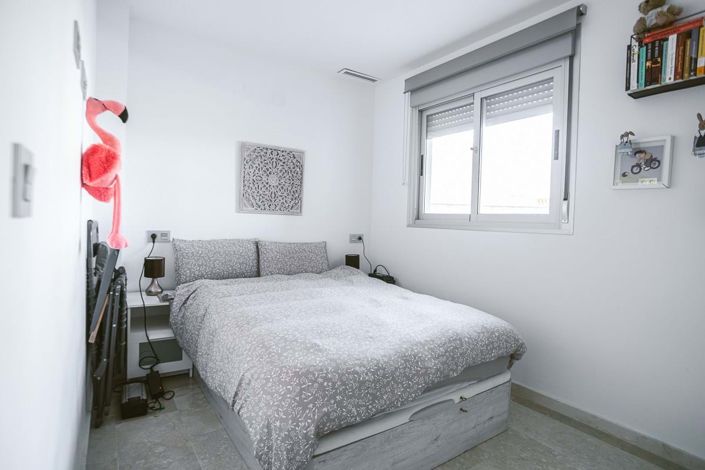 Image No.8-2 Bed Apartment for sale