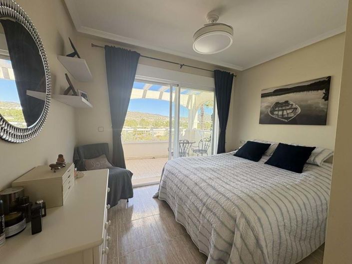 Image No.37-2 Bed Apartment for sale