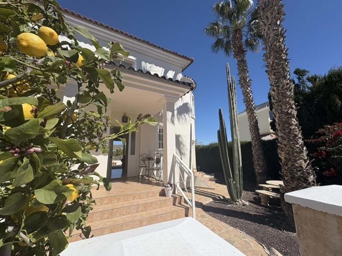 Image No.45-2 Bed Apartment for sale