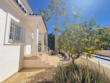 1447-632191-78d1f4f8b6655591b02d22fabb36a692d