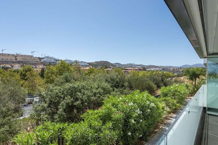 Image No.21-3 Bed Apartment for sale