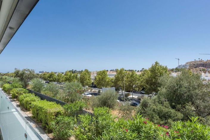 Image No.22-3 Bed Apartment for sale