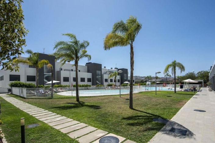 Image No.23-3 Bed Apartment for sale