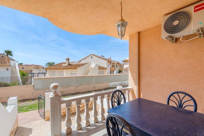 Image No.21-2 Bed Townhouse for sale