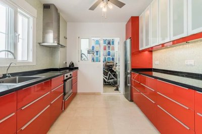 1447-630466-78d1f4f8b6655591b02d22fabb36a692d