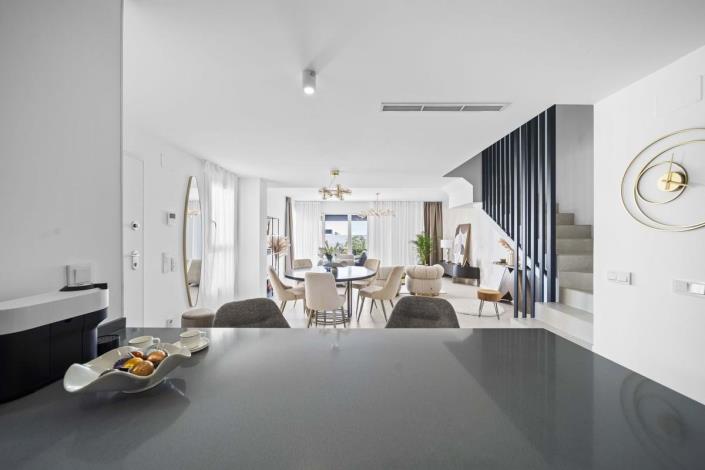 Image No.5-4 Bed Semi-Detached for sale