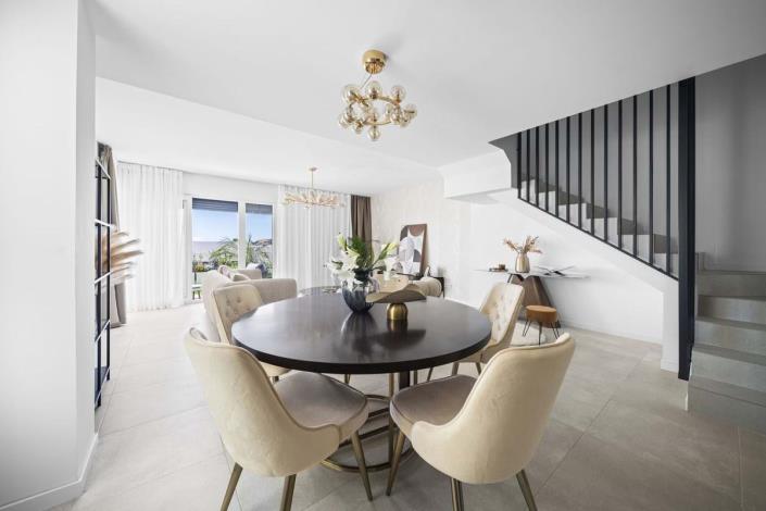 Image No.34-4 Bed Semi-Detached for sale