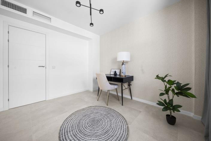 Image No.43-4 Bed Semi-Detached for sale