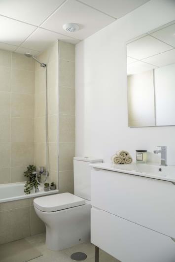 Image No.47-4 Bed Semi-Detached for sale