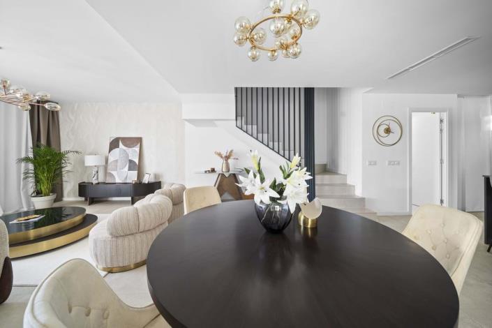 Image No.50-4 Bed Semi-Detached for sale