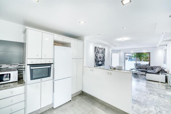 Image No.9-2 Bed Apartment for sale