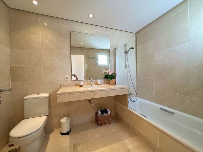 Image No.29-Penthouse de 2 chambres à vendre à Casares