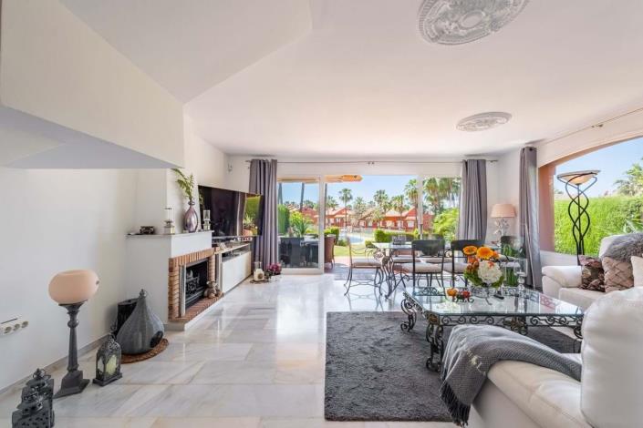 Image No.5-4 Bed Townhouse for sale