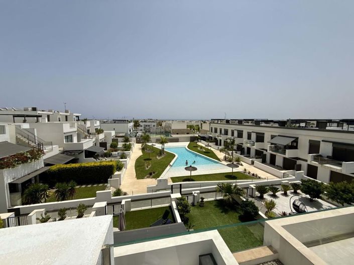 Image No.41-3 Bed Penthouse for sale