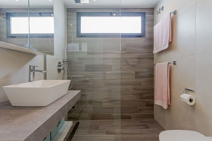 Image No.14-2 Bed Bungalow for sale