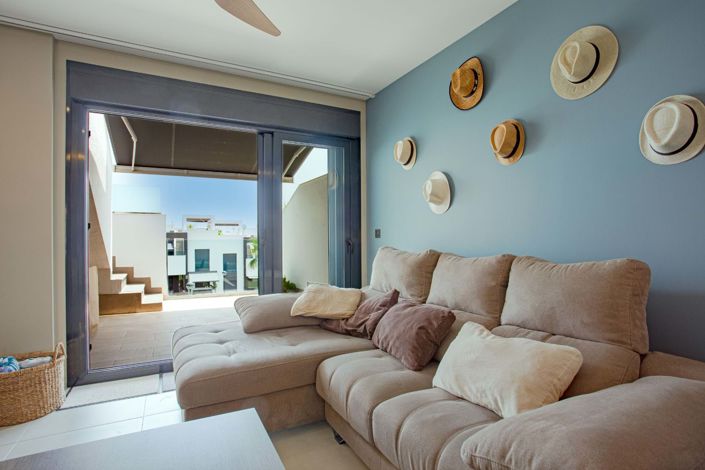 Image No.9-2 Bed Bungalow for sale