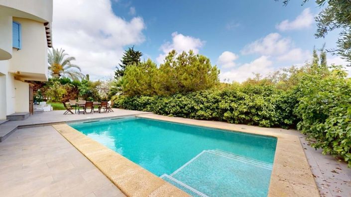 Image No.27-5 Bed Villa for sale