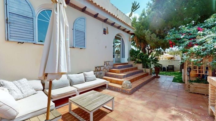 Image No.4-5 Bed Villa for sale