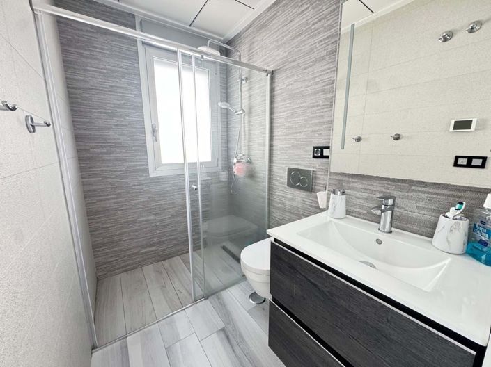 Image No.17-Villa de 4 chambres à vendre à Orihuela Costa