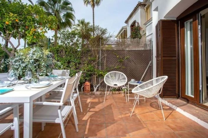 Image No.3-Maison de ville de 2 chambres à vendre à Marbella