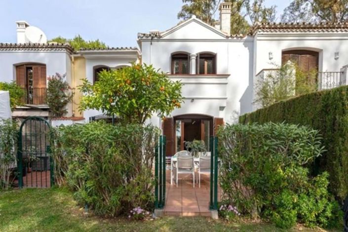Image No.5-Maison de ville de 2 chambres à vendre à Marbella