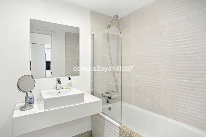 Image No.17-2 Bed Apartment for sale