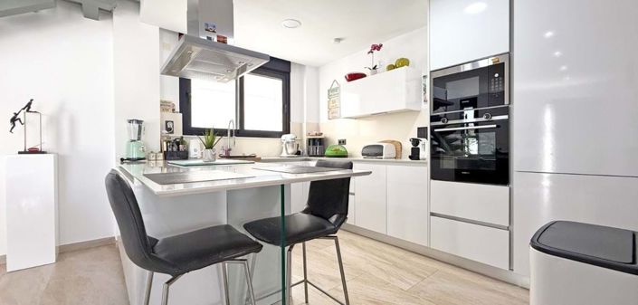 Image No.6-3 Bed Apartment for sale