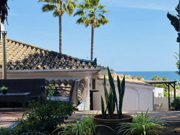 1447-636595-78d1f4f8b6655591b02d22fabb36a692d