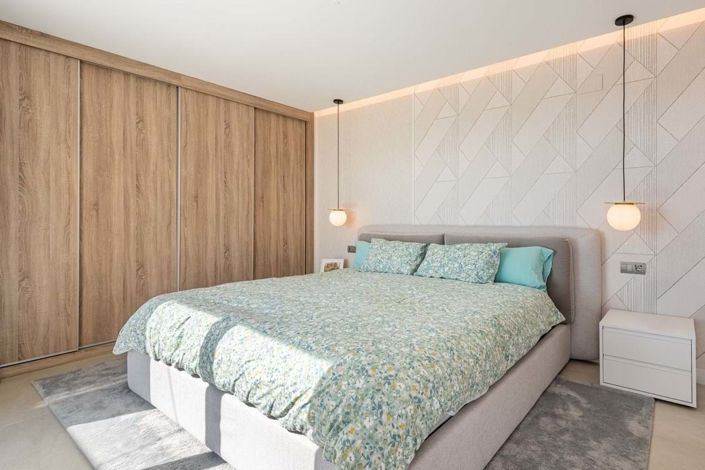 Image No.15-3 Bed Apartment for sale