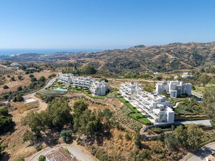 Image No.21-3 Bed Apartment for sale