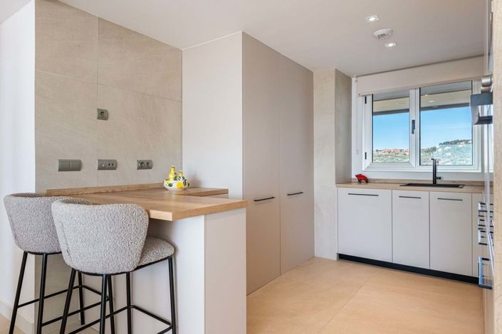 Image No.8-3 Bed Apartment for sale