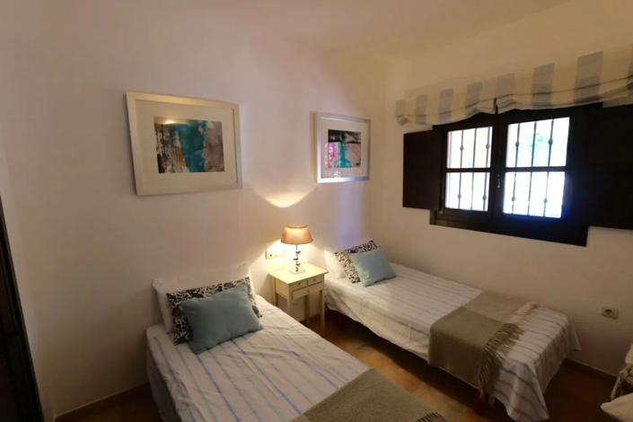 Image No.14-4 Bed Apartment for sale