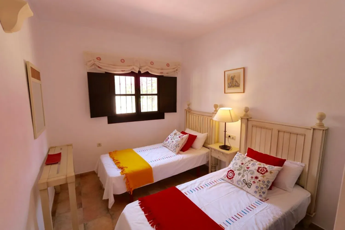 Image No.15-4 Bed Apartment for sale