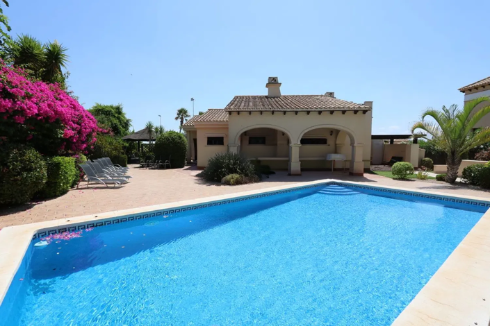 Image No.19-4 Bed Apartment for sale