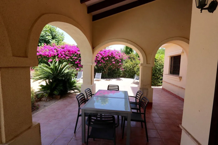 Image No.27-4 Bed Apartment for sale