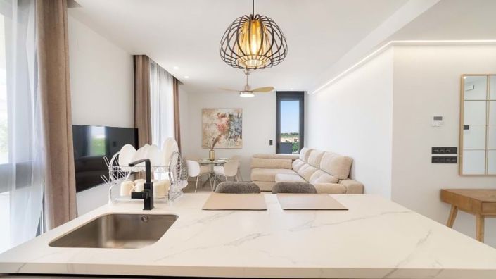 Image No.9-2 Bed Apartment for sale