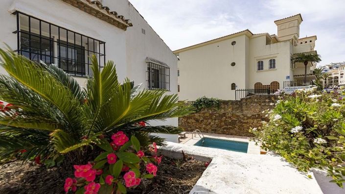 Image No.22-2 Bed Apartment for sale