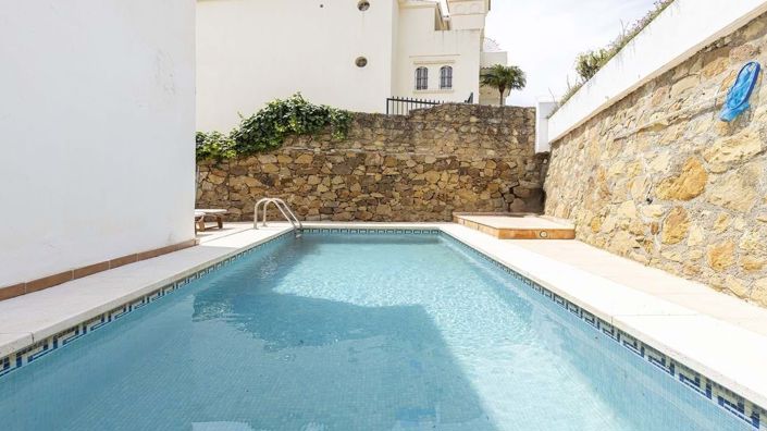 Image No.31-2 Bed Apartment for sale